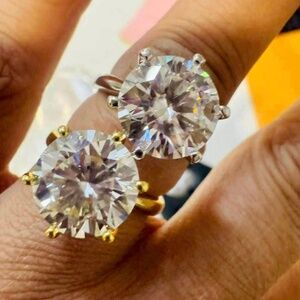 5 ct moossanite ring